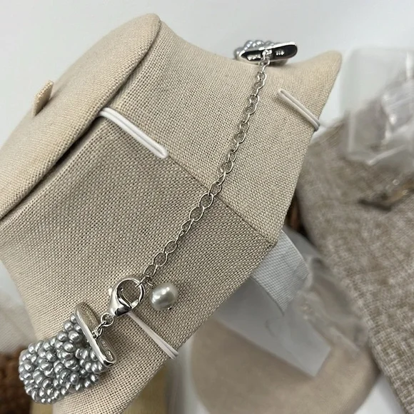 Vintage Honora 16-20" Adjustable Grey Pearl Necklace - Picture 6 of 16